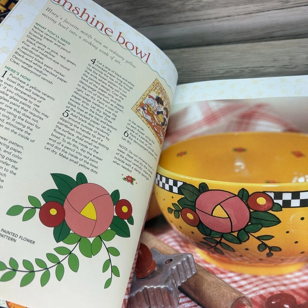 Mary Engelbreit Decorating Ideas Book Projects‎ to Make for Indoors and Out